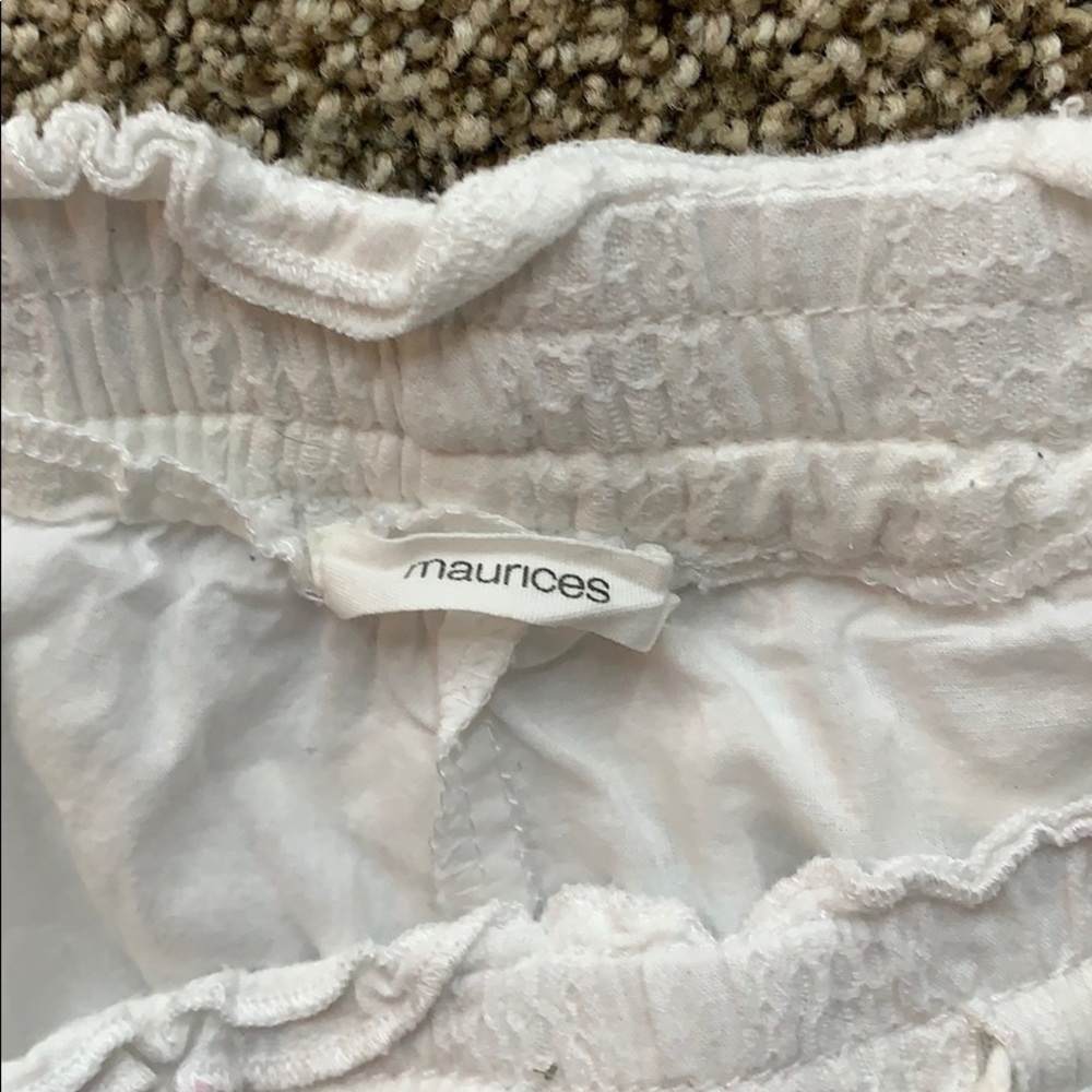 Shorts - Picture 3 of 3